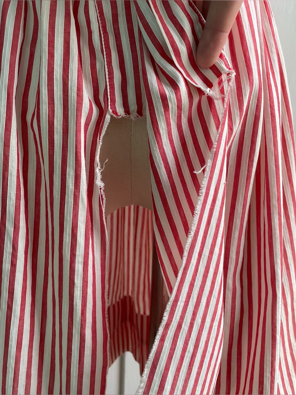 Vintage 50s/60s Candy Striper volunteer Striped White & Pink Pinafore Apron GSH - Picture 11 of 16